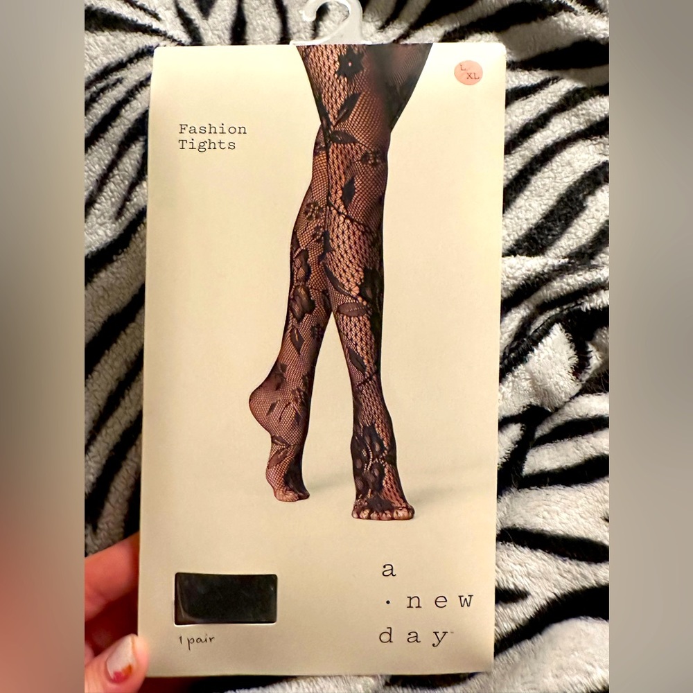 Printed tights